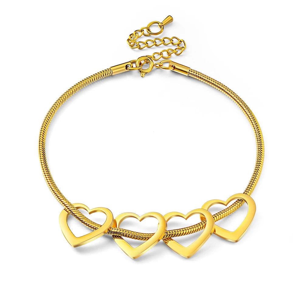 Lunessa - Individuelles Armband mit gravierten Herzanhängern – tragbare Liebesbotschaft für Dich und Deine Liebsten.